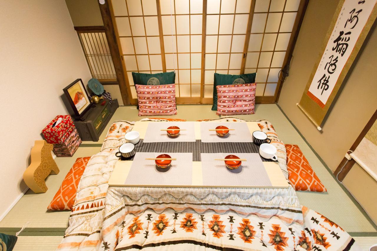 City Center 200 Years Old Traditional House Next To 2 Train Lines Kyoto Exteriör bild